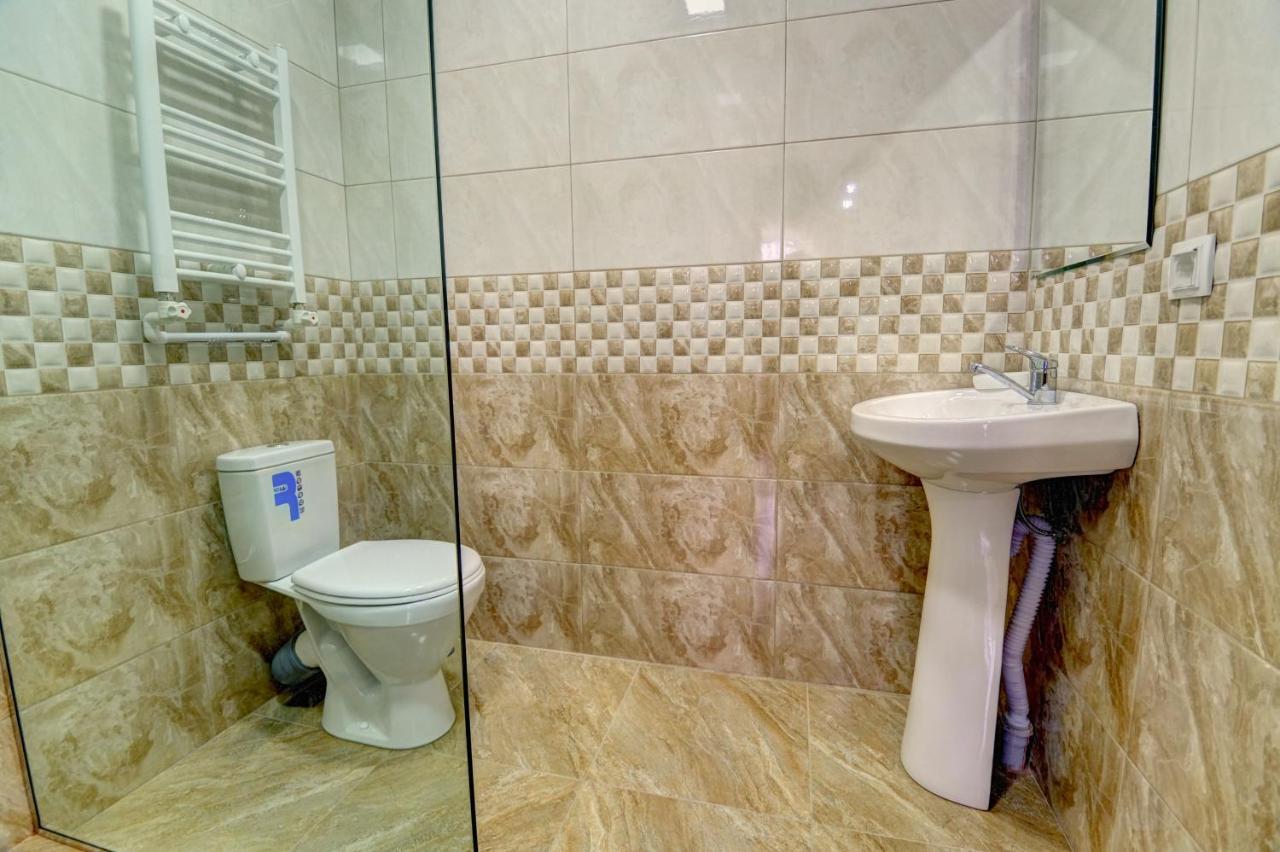 Hotel Sesil Gyumri Exterior foto
